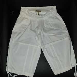 NaNa Fashion White Shorts